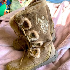 Light Brown Boots Size 7, Pollo